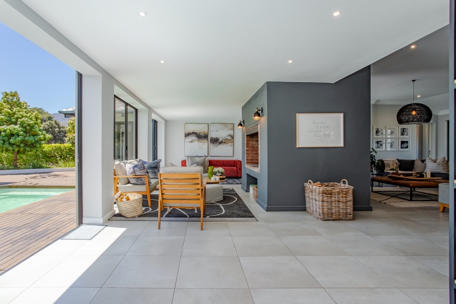 4 Bedroom Property for Sale in Pearl Valley at Val de Vie Western Cape